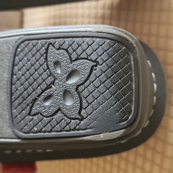 Alegria Shiny Red Dress Shoes SIZE 37 - Picture 6 of 11